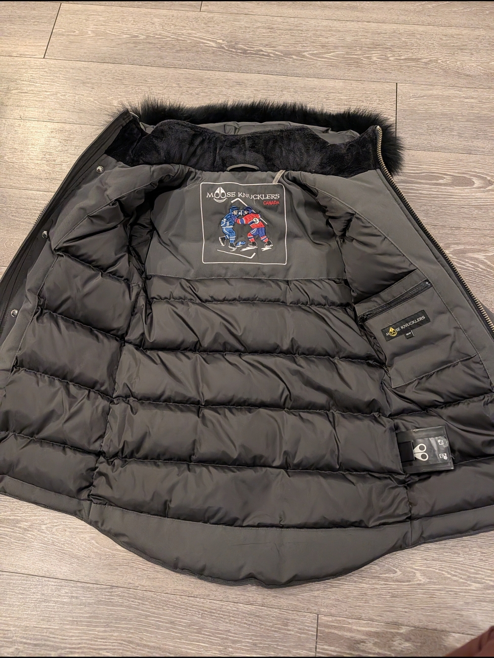 Moose Knuckles Kids Granite With Black Unisex Parka Size XS/TP - Picture 5 of 9